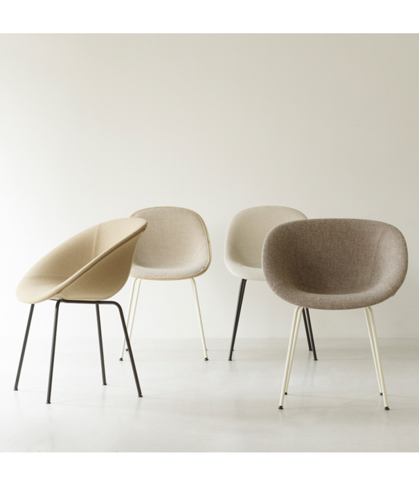 Normann Copenhagen  Mat Eetkamerstoel, cream stalen poten
