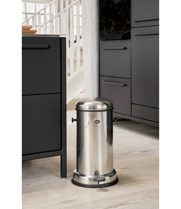 Vipp  15 Pedal Bin Stainless Steel 14L