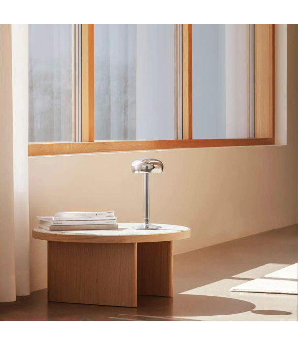 Eva Solo  - Wait to be seated Eva Solo - Emendo Led Battery Tafellamp  - Messing