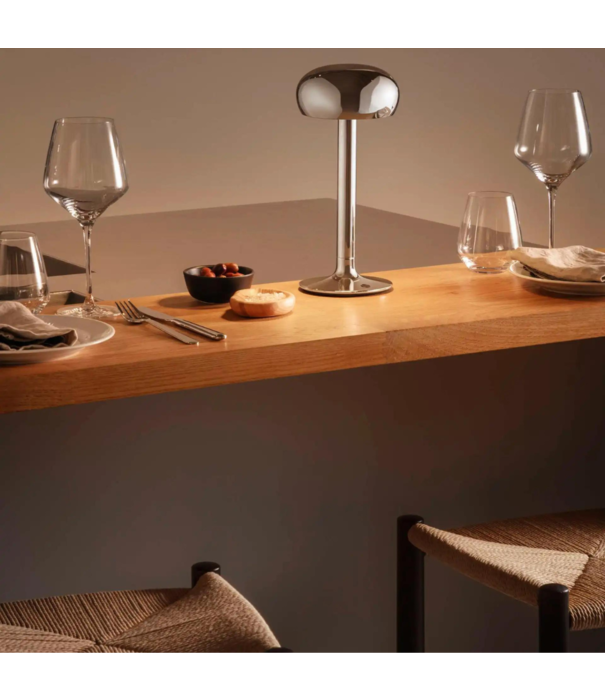 Eva Solo  - Wait to be seated Eva Solo - Emendo Led Battery Table lamp  chrome