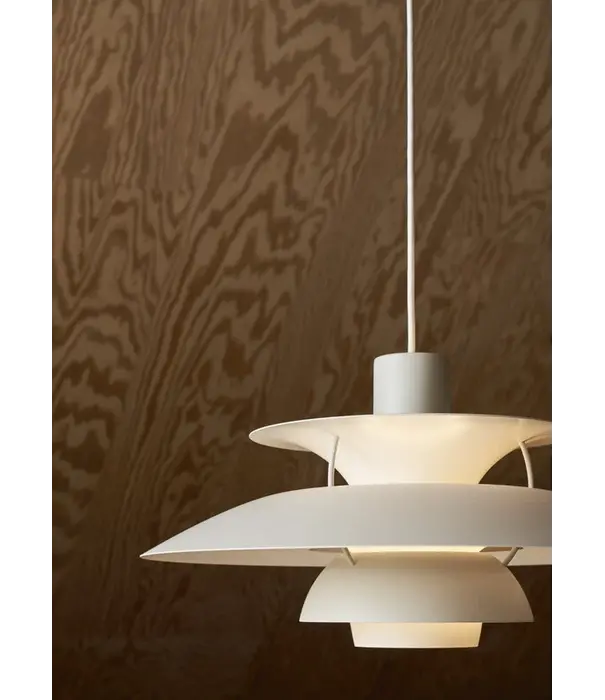 Louis Poulsen  Louis Poulsen PH5 Collection,  PH 5 Monochrome Hanglamp Pale pewter