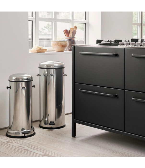 Vipp  17 Pedal Bin Stainless Steel 30L