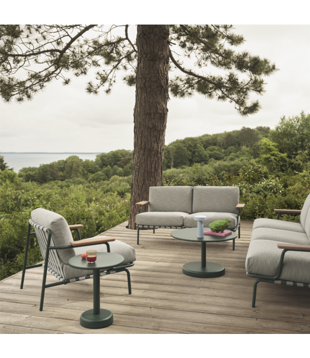 Muuto  Muuto Outdoor, Settle Outdoor Lounge Chair