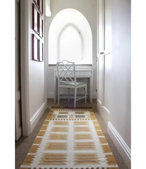 Layered  Röllakan Hilma Rug - Marigold