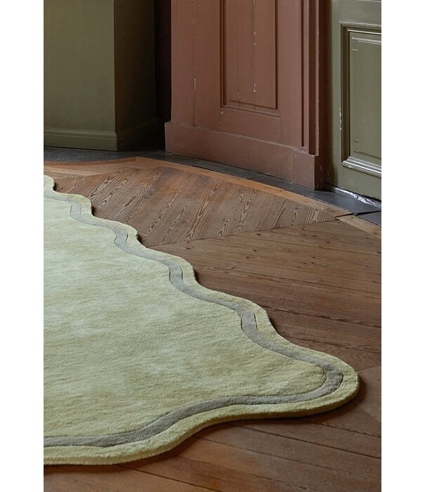 Layered  Layered Scallop Rug Bone White