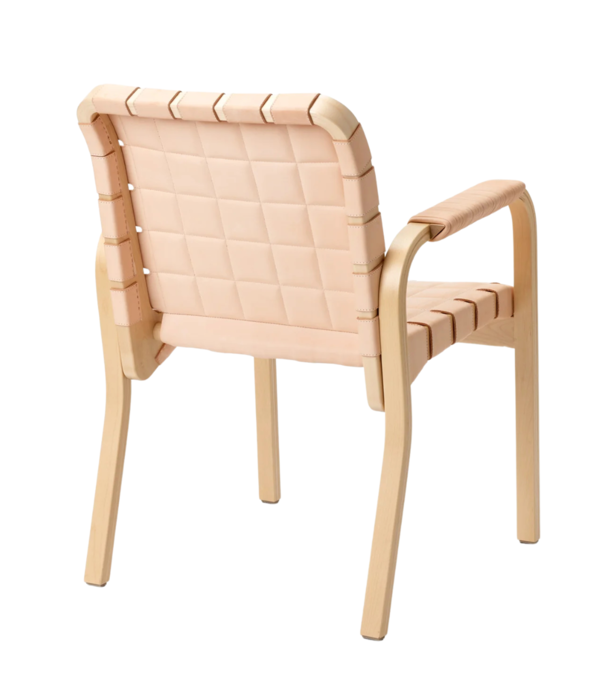 Artek  Artek Aalto Armstoel 45 berken, natural coloured leather