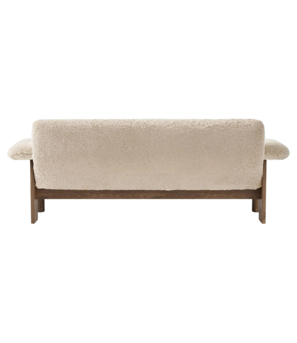Audo Audo Brasilia Sofa walnut, Curly Nature Sheepskin