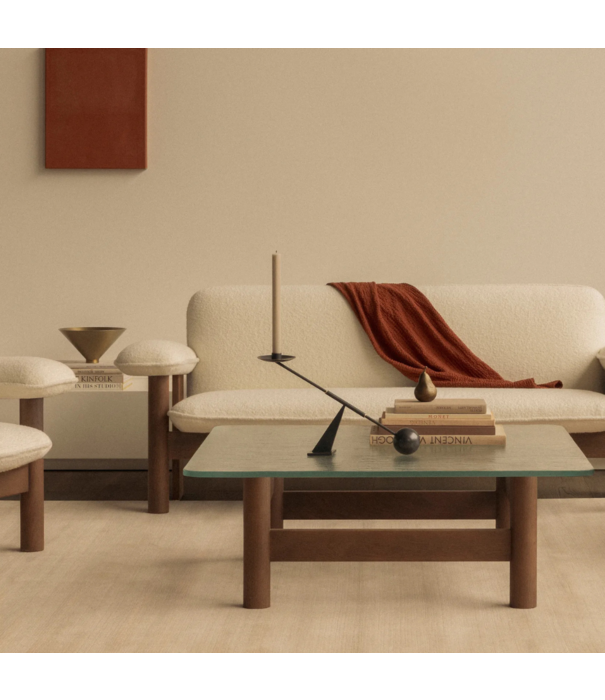 Audo Audo Brasilia Sofa walnut, Curly Nature Sheepskin