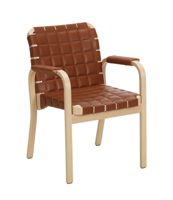 Artek   Artek Helsinki Special, Armstoel 45 gelakt berken, cognac leer