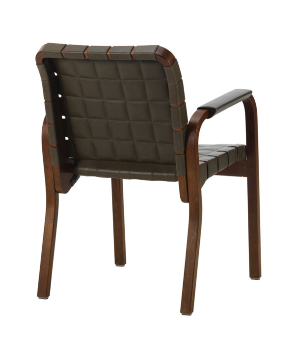 Artek  Artek Helsinki Special - Armstoel 45 walnoot gebeitst berken, olijf groen leer