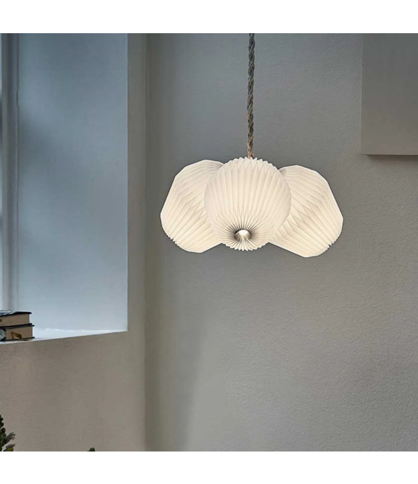 Le klint  Model 130 Bouquet 3 Pendant, linen cord