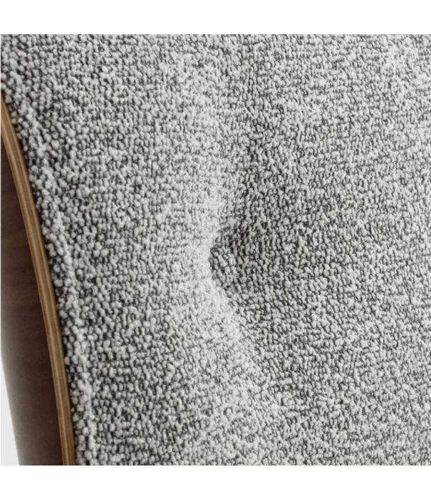 Vitra  Eames Lounge Chair & Ottoman walnoot naturel , stof Nubia