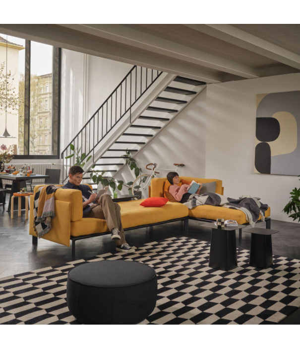 Vitra  Vitra Anagram L shaped Sofa stof Dumet Mango, black base