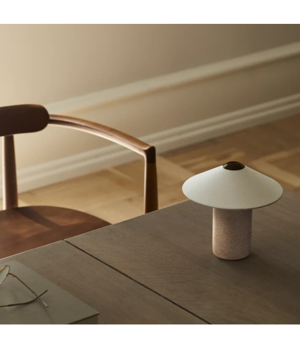 Lyfa  Lyfa Futé Table Lamp 350