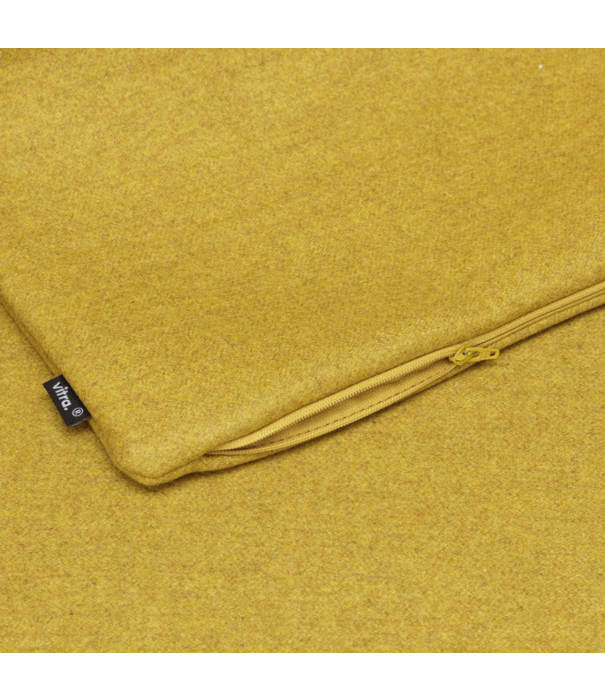 Vitra  Vitra Grand Repos Lounge Chair, Cosy canola