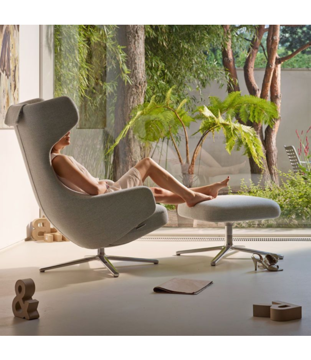 Vitra  Grand Repos lounge chair w. Panchina, Nubia ivory-forest
