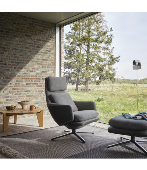 Vitra  Vitra Grand Relax lounge chair black leather,  fabric Dumet carbon black