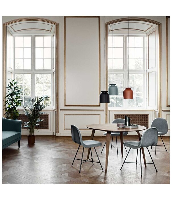 Gubi  Gubi Sale Dining Eettafel Rond Notenhout Ø120