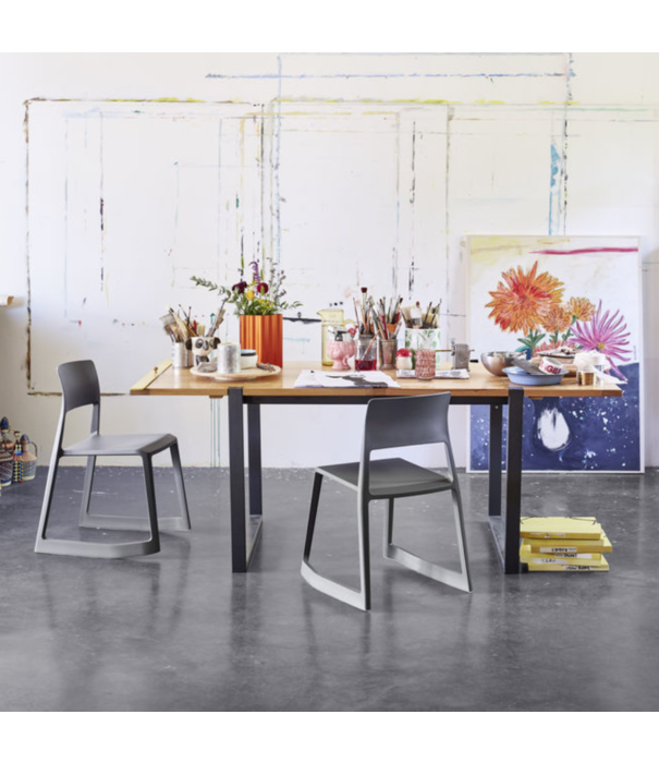 Vitra  Vitra Tip Ton Chair Ice Grey RE