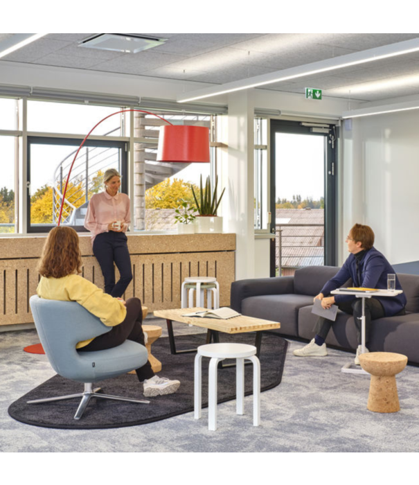 Vitra  Vitra Petit Repos lounge stoel stof Volo, gepolijst swivel voet