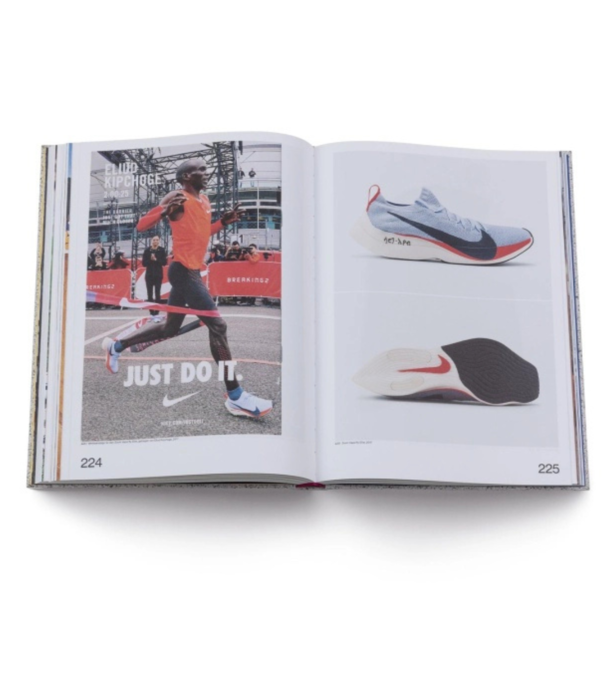 Vitra  Vitra / Nike Form Follows Motion Book