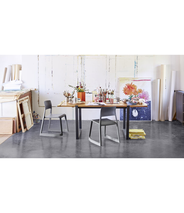 Vitra  Vitra Tip Ton Chair Dark Grey RE