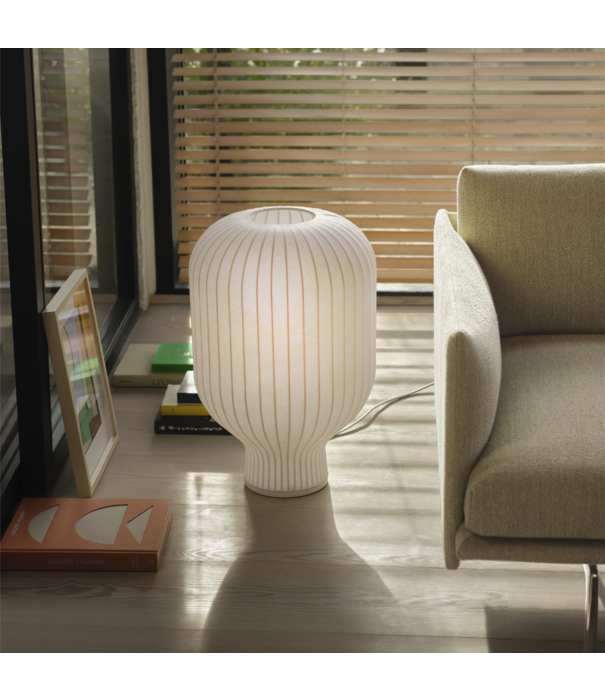 Muuto Strand table lamp
