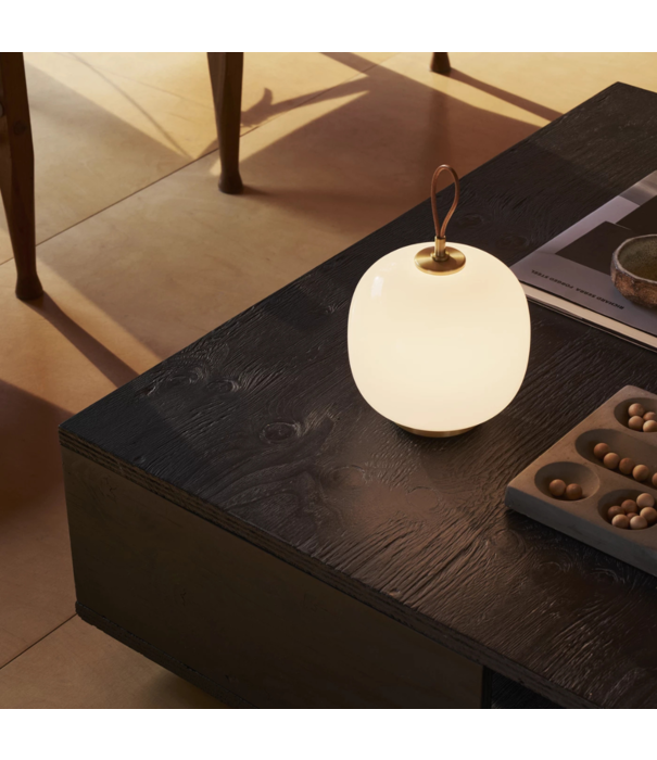 Louis Poulsen  Louis Poulsen VL45 Radiohus Portable Light