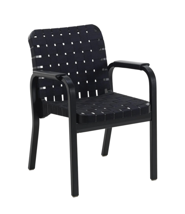 Artek  Artek Armstoel 45 zwart berken, blaue-zwart webbing en leer arm