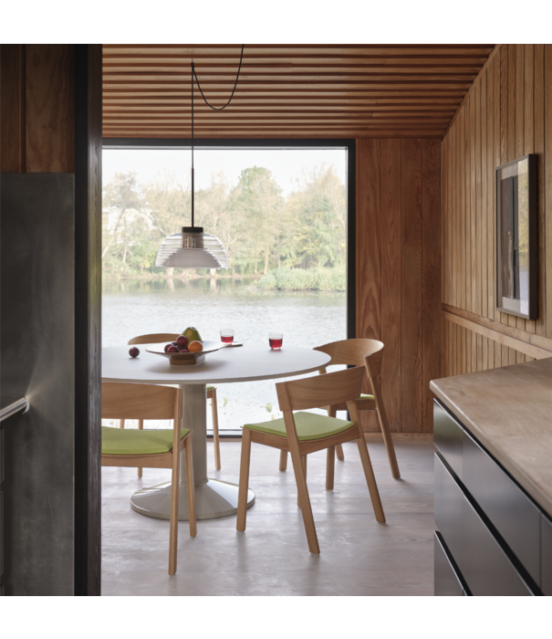 Muuto Midst Dining Table dark oak Ø140