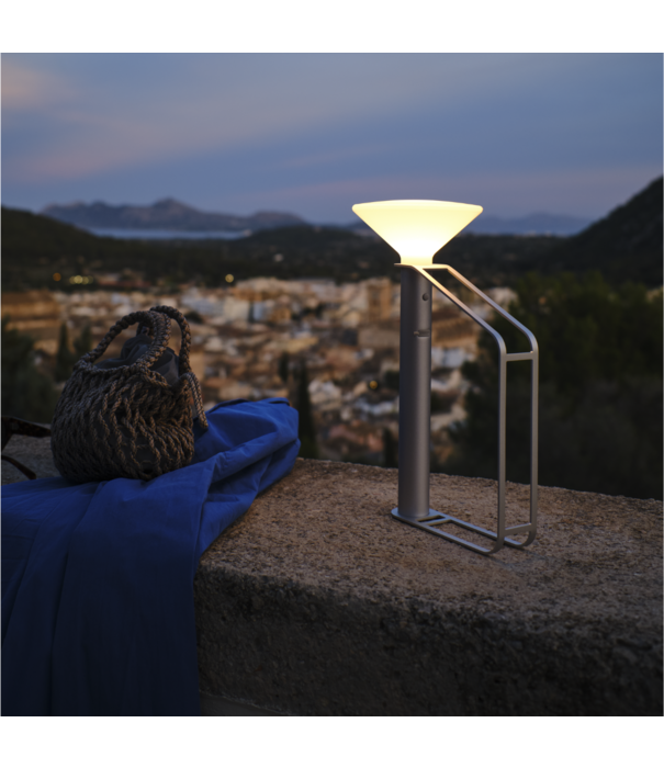 Muuto  Muuto Piton Portable Lamp aluminium