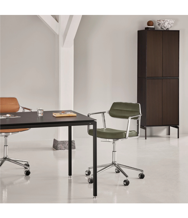 Vipp  Vipp 675  Cabinet H2 oak