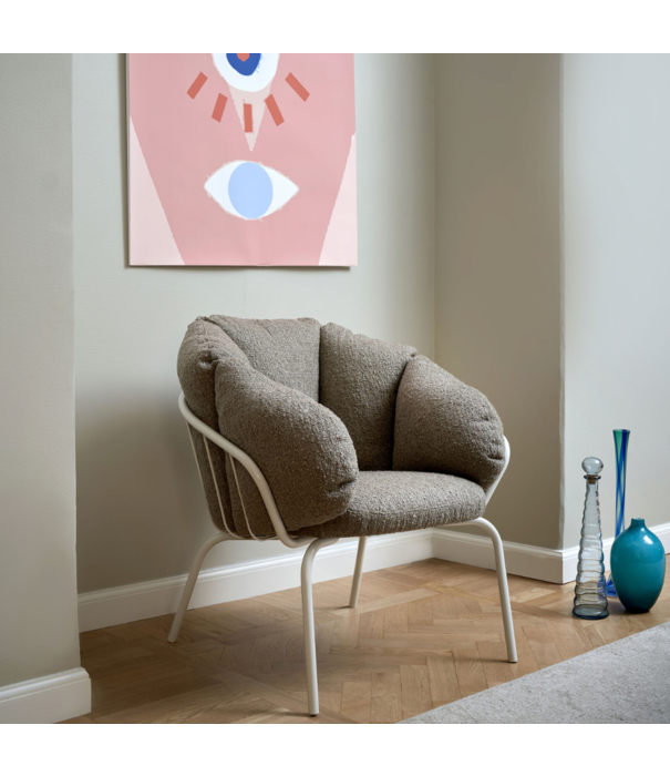 Maze  Maze  Same Easy Armchair