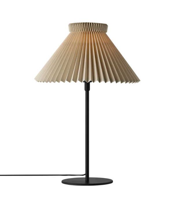Le klint  Model 334 Table Lamp paper shade
