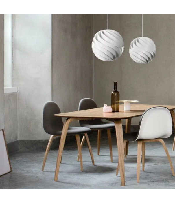 Gubi  Gubi 3D Dining Chair oak, oak wood base