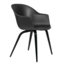 Gubi Bat Eetkamerstoel zwart, voet zwart beuken