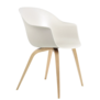 Gubi Bat Eetkamerstoel alabaster wit, voet eiken