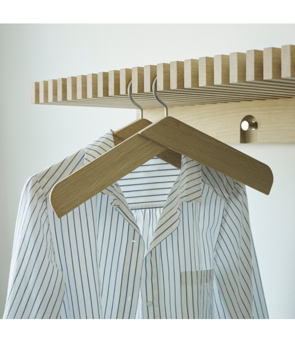 Fritz Hansen Fritz Hansen Collar Coat Hanger oak