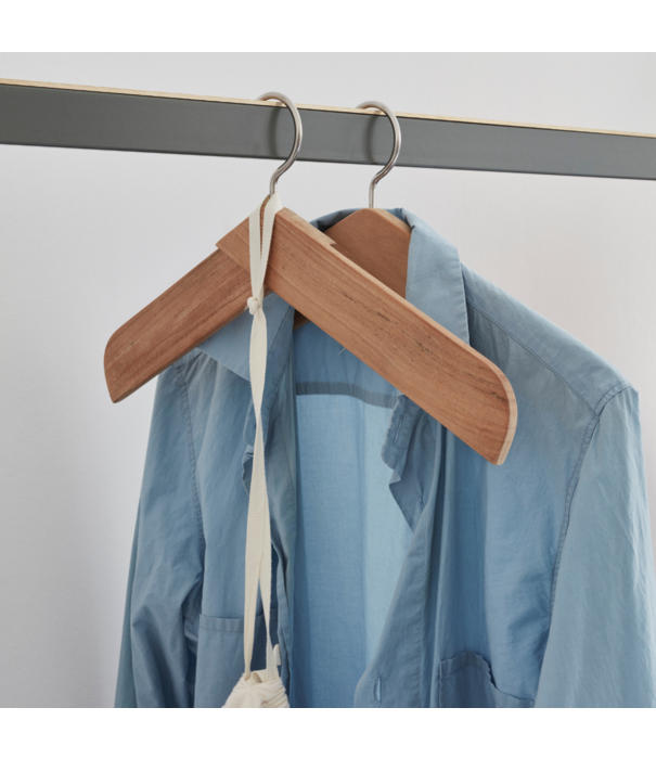 Fritz Hansen Fritz Hansen Collar Kledinghanger eiken