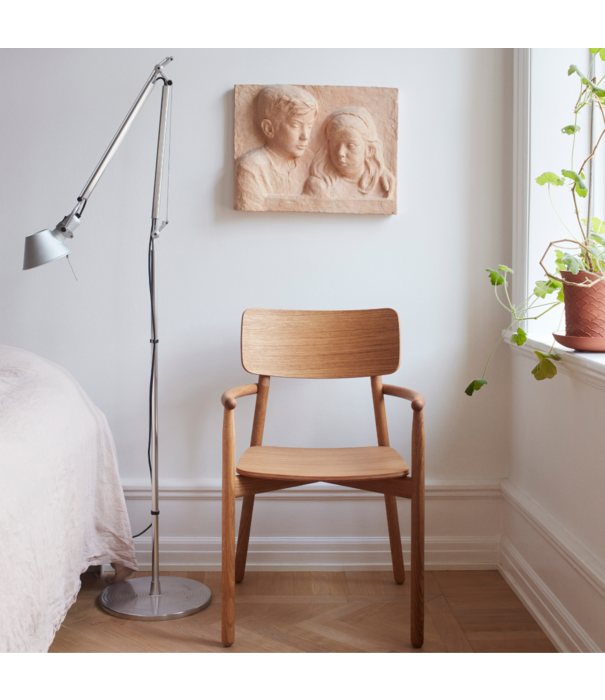 Fritz Hansen  Hven Dining Armchair oak