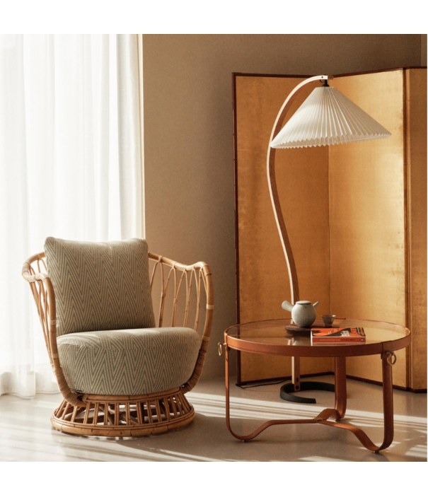 Gubi  Timberline Table Lamp by Mads Caprani