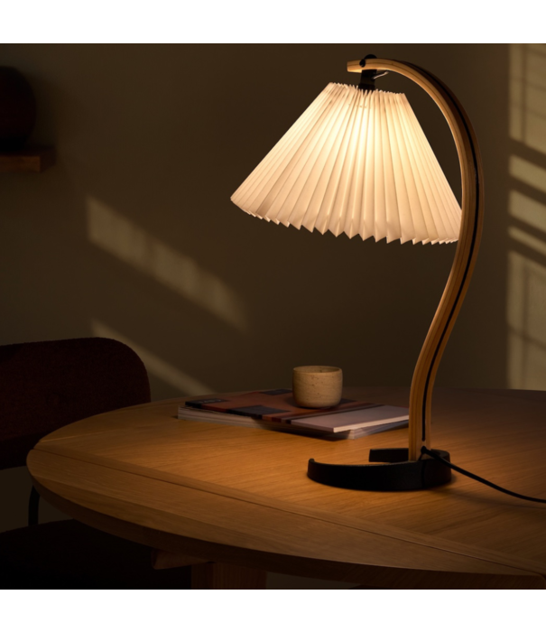 Gubi  Timberline Table Lamp by Mads Caprani