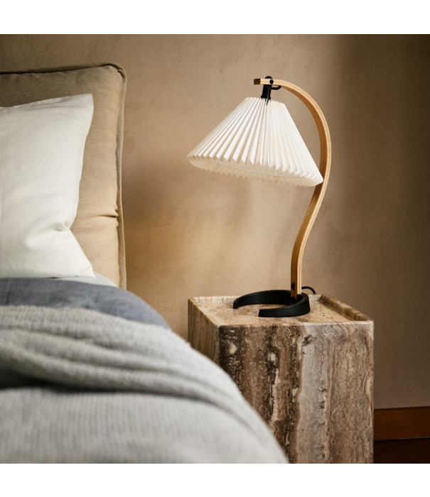 Gubi  Gubi Pietra side table, travertine stone