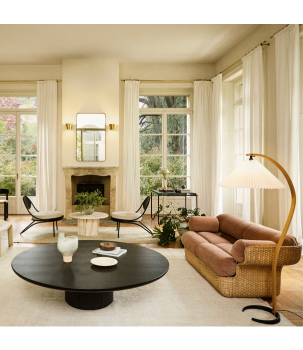 Gubi  Gubi - Moon Coffee Table Round Oak