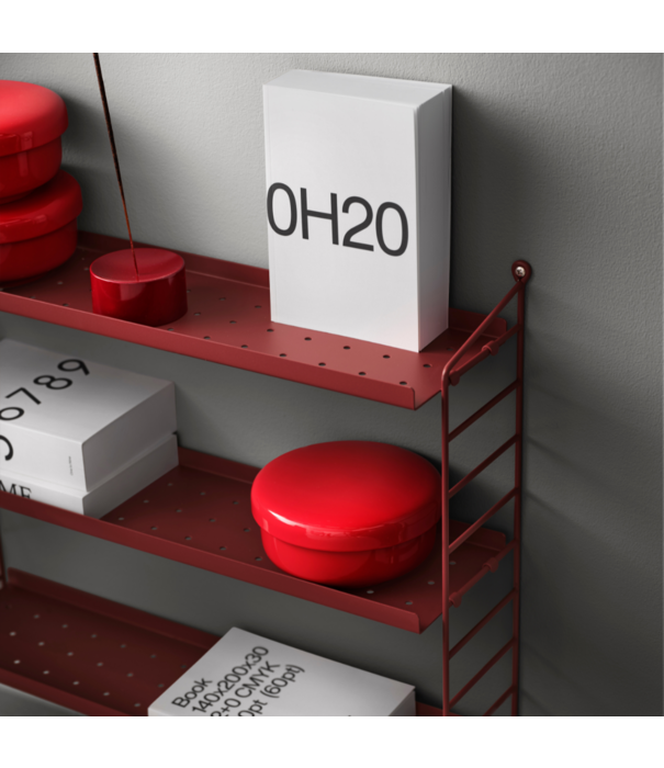 String  String Pocket Cabinet Metal oxtorgsröd red