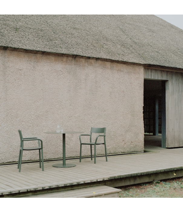 New Works  New Works May Bistro Tafel Ø90