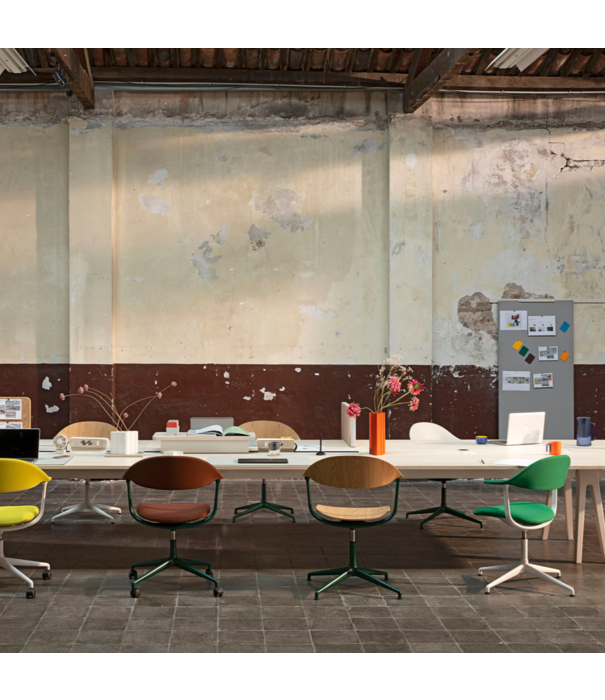 Vitra  Vitra Mynt Bureaustoel gestoffeerd, 4-ster voet aluminium op gliders