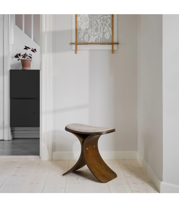 Gejst Gejst Luno Stool dark oak, beige seat