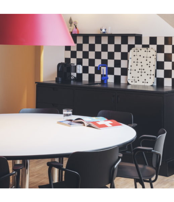 Artek  Artek Lukki Stoel stone white beuken / berken, tube stalen voet