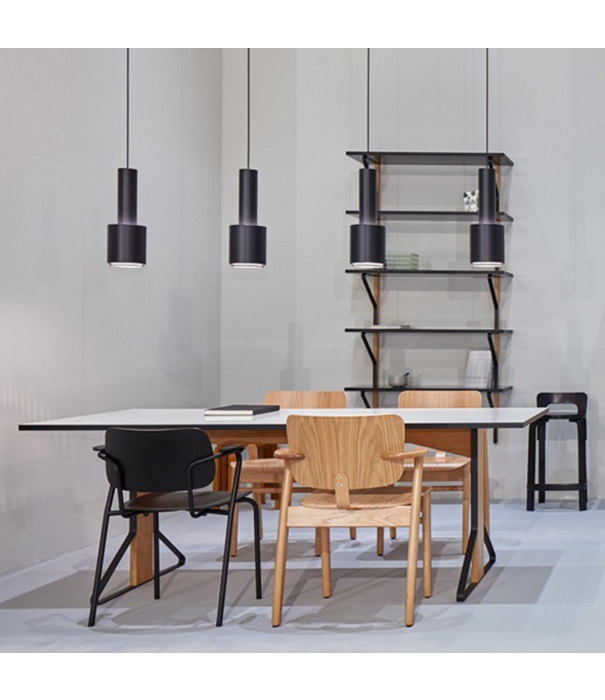 Artek  Artek Lukki Stoel stone white beuken / berken, tube stalen voet